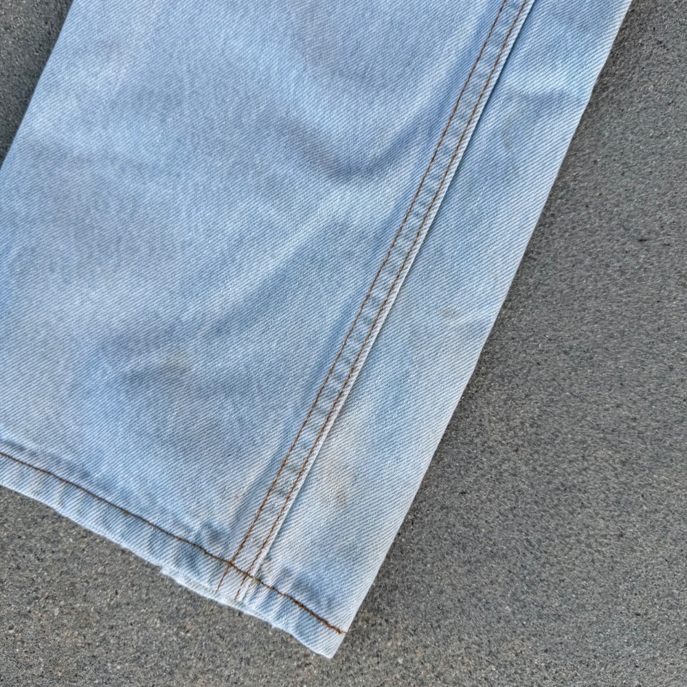 Vintage Levi's 501 Light Wash Button Fly Straight Leg Jeans Made in USA 34x32 - Picture 4 of 14